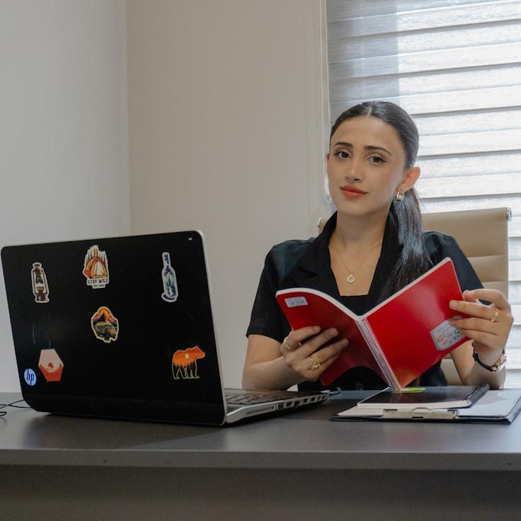 Collaborative mobile app development workflow